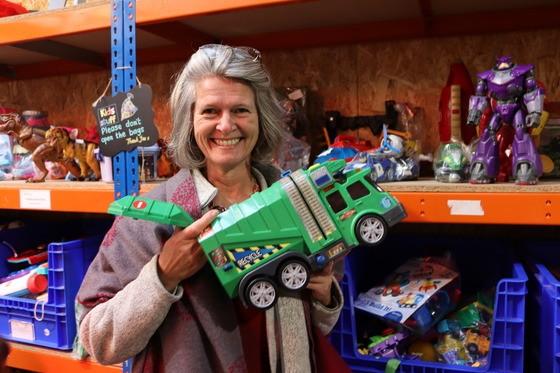 A Smarter Way to Buy Gifts and Save Money